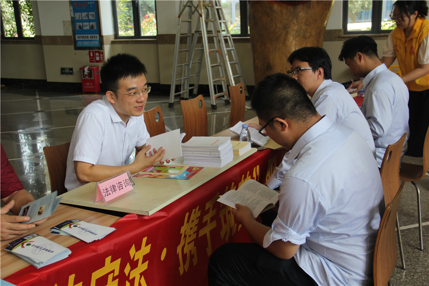 夏日抗高溫，工會送清涼2.jpg
