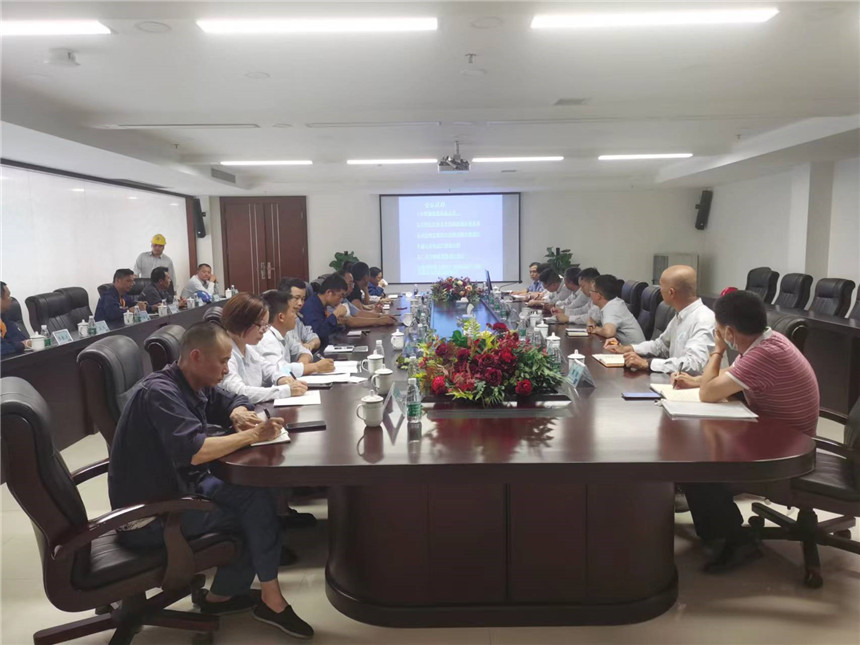 1666678787202613.jpg 廣北車輛段粵北地區(qū)專用線及翻車機(jī)企業(yè)在國粵(韶關(guān))電力有限公司舉辦首屆愛車交流會(huì)議.jpg